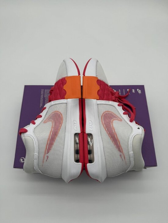 New Nike LeBron Witness VIII Shoes Men\'s Size 9 White Pink Basketball FB2239 104 main image 4